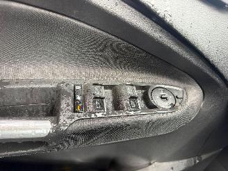 Ford C-Max TITANIUM picture 31