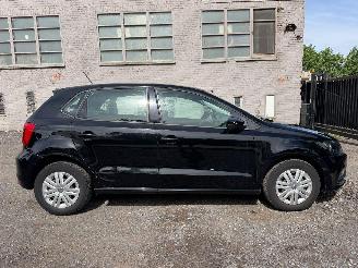 Voiture accidenté Volkswagen Polo TRENDLINE 2016/11
