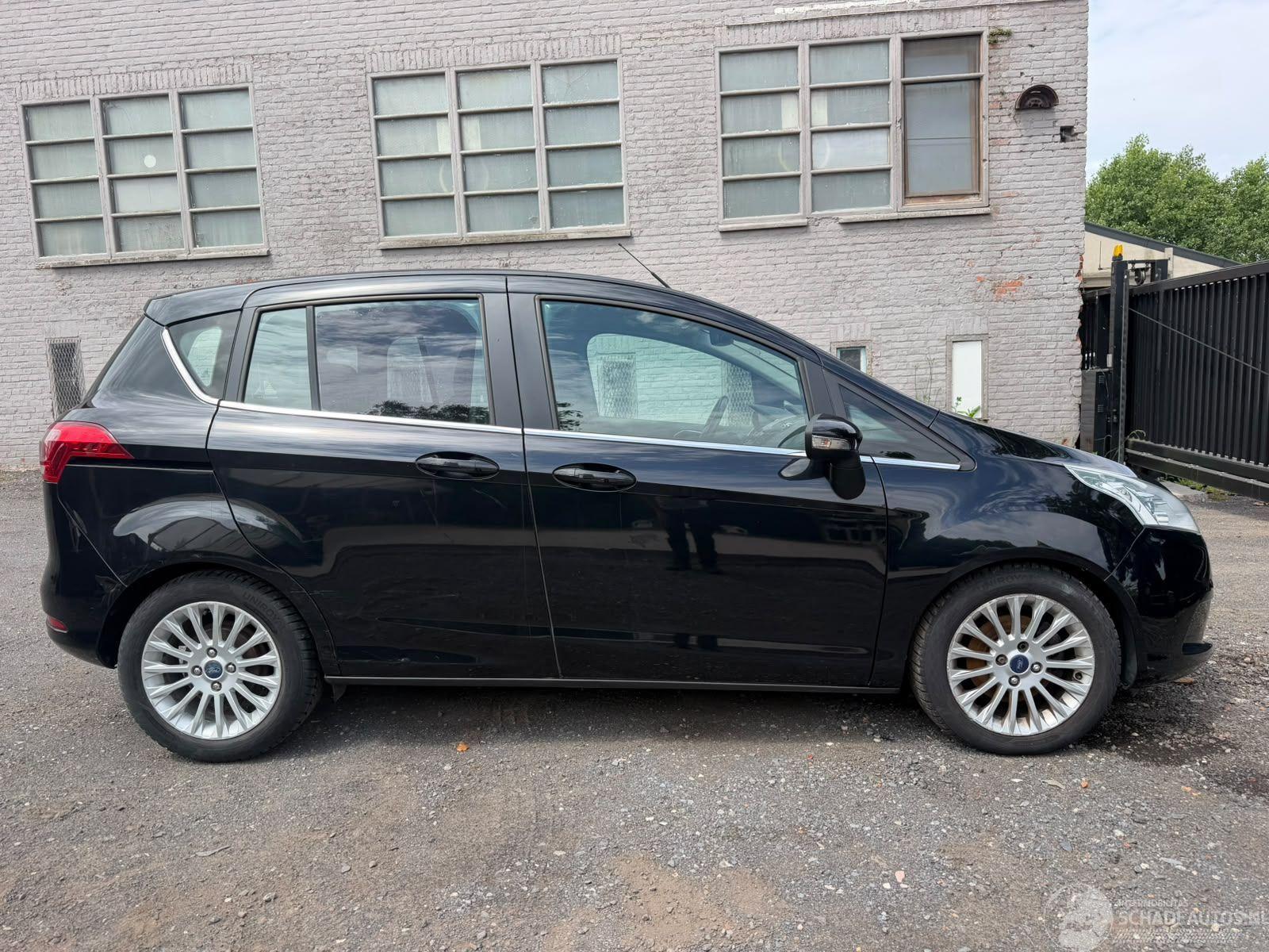 Ford B-Max TITANIUM