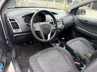 Hyundai I-20  picture 22