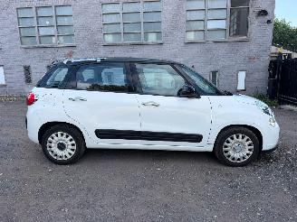 Unfallwagen Fiat 500L EASY 2013/9