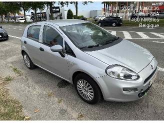 skadebil auto Fiat Punto  2015/12