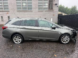 Voiture accidenté Opel Astra ELEGANCE 2020/5