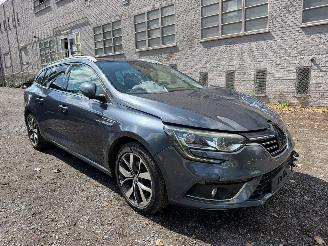 Renault Mégane IV GRANDTOUR picture 2