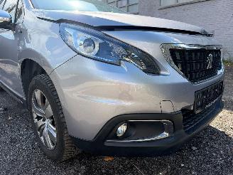 Peugeot 2008 ACCESS picture 3