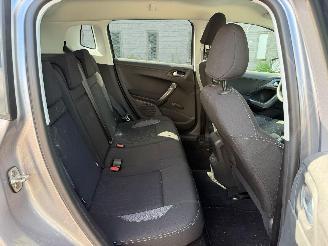 Peugeot 2008 ACCESS picture 21