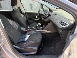 Peugeot 2008 ACCESS picture 22