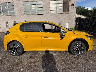 Peugeot 208 II GT LINE picture 1