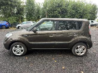 Kia Soul PLUG picture 8