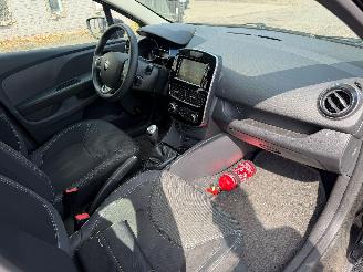 Renault Clio INTENS + picture 24