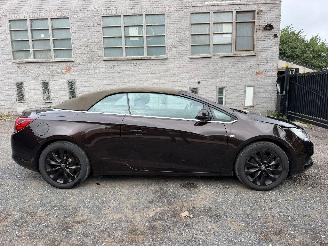 damaged passenger cars Opel Cascada COSMO 2014/6
