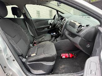 Renault Clio IV GRANDTOUR picture 22