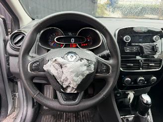 Renault Clio IV GRANDTOUR picture 26