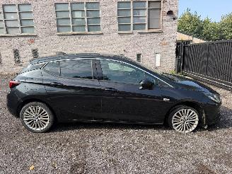 Schadeauto Opel Astra INNOVATION 2016/2