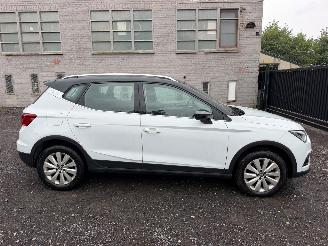 Vaurioauto  passenger cars Seat Arona XCELLENCE 2021/9