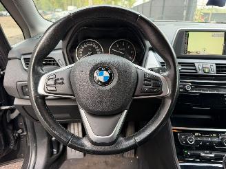 BMW 2-serie 216D picture 28
