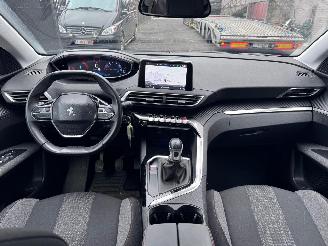 Peugeot 3008 II ACTIVE picture 24