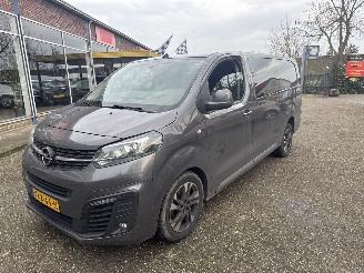 krockskadad bil bedrijf Opel Vivaro 2.0 CDTI L3 H1  DC  Innovation 2021/6