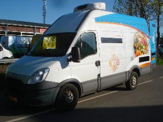 Iveco Daily KOELWAGEN 2.3D EURO 5 93KW 35 S 13 picture 3