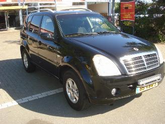 damaged commercial vehicles Ssang yong Rexton RX270 XDI VAN AUTOMAAT 2006/10