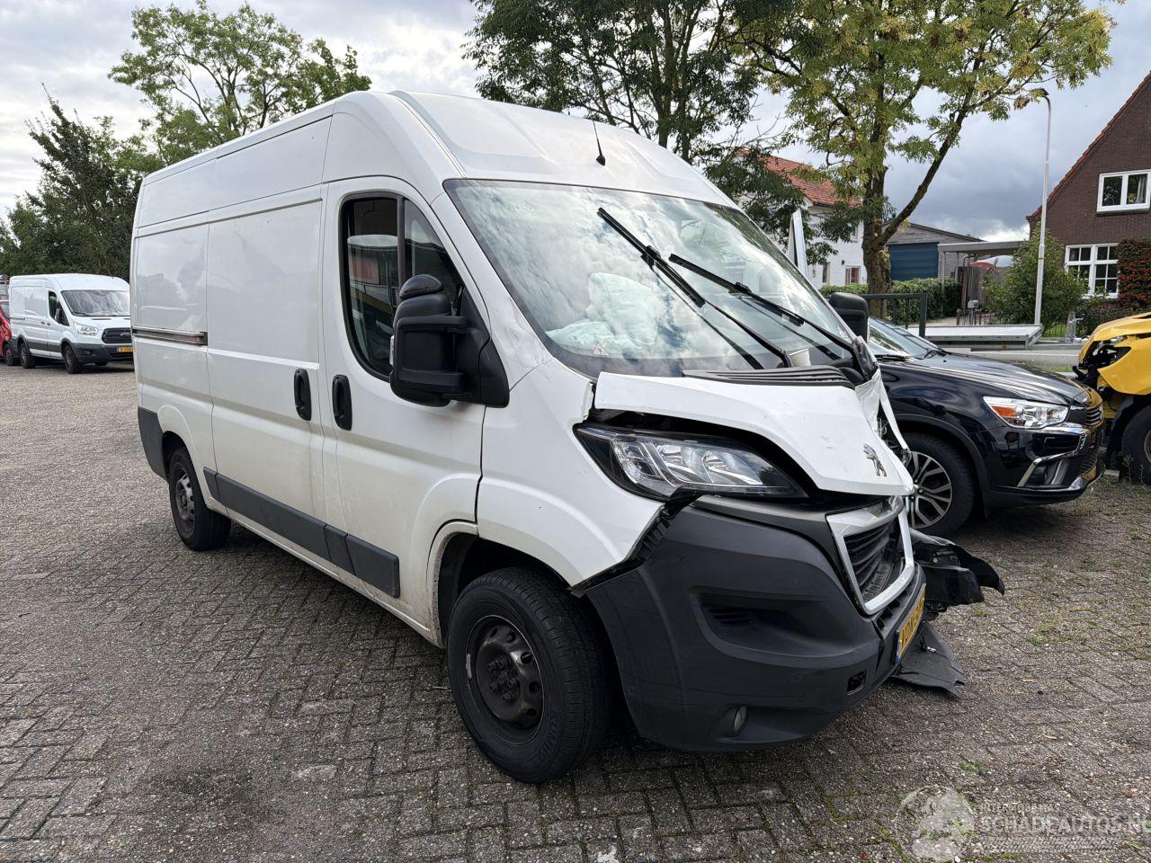 Peugeot Boxer 330 2.2 Bleu HDI  140 L2 H2  Premium