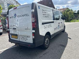 krockskadad bil bedrijf Renault Trafic 1.6 DCI  L2H1 DUBBEL CABINE 2019/1