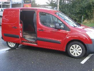 Peugeot Partner EURO 6 AIRCO 1.6hdi picture 4