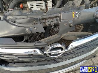 Opel Crossland X picture 11