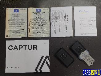 Renault Captur  picture 23