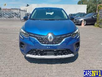 Renault Captur  picture 2