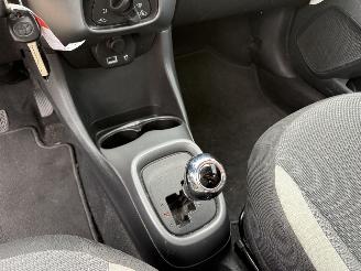 Toyota Aygo 1.0 VVT-i x-play Automaat picture 25