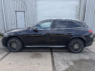 Mercedes GLC 300e 4MATIC AMG Line picture 2