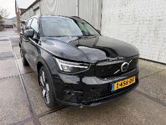 krockskadad bil auto Volvo XC40 Recharge Ultimate 70 kWh Pano Harman Kardon 20\\ 2023/5