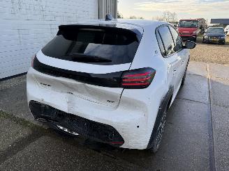Peugeot e-208 EV GT Avant 51 kWh picture 3