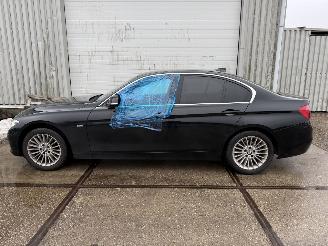 BMW 3-serie 320i Luxury Line Executive picture 8