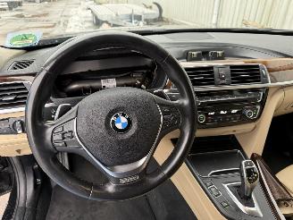 BMW 3-serie 320i Luxury Line Executive picture 12