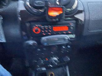 Dacia Duster 1.6 Lauréate 2wd picture 19