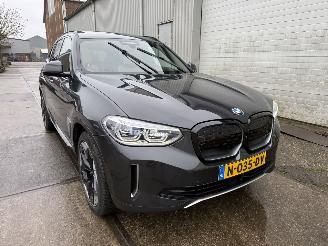 Damaged car BMW iX3 High Executive 80kWh Panoramadak 2021/9