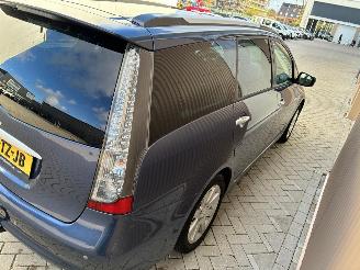 Mitsubishi Grandis 2.4-16V InSport 7-Persoons picture 2