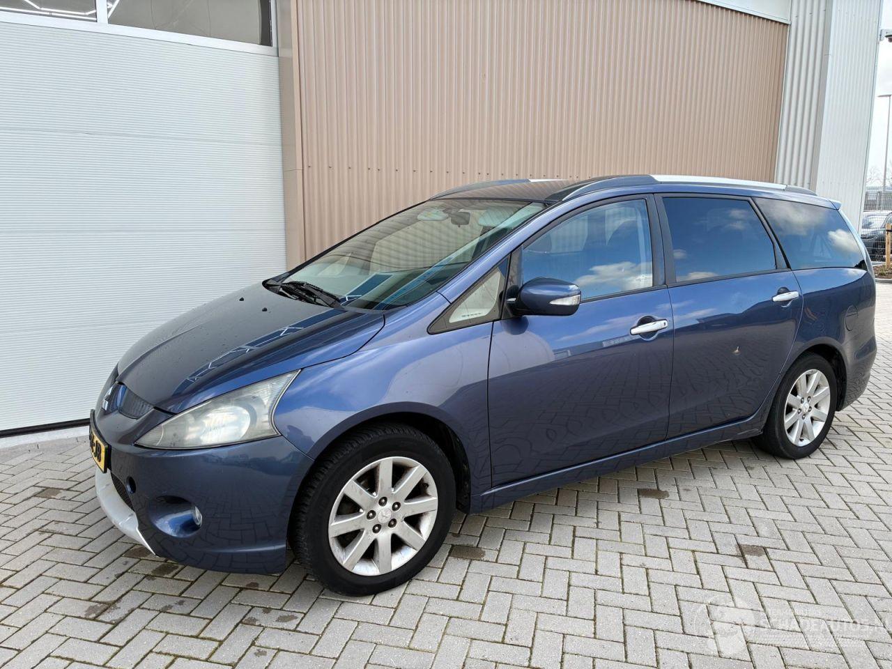 Mitsubishi Grandis 2.4-16V InSport 7-Persoons