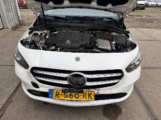 Mercedes B-klasse 200d Automaat picture 9