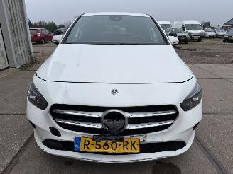 Mercedes B-klasse 200d Automaat picture 8