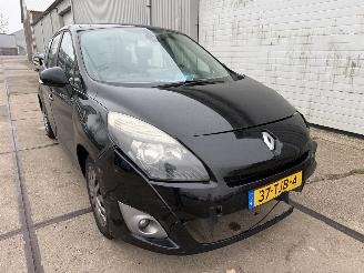 Auto incidentate Renault Grand-scenic 1.6 Expression 7-Persoons LPG 2012/2