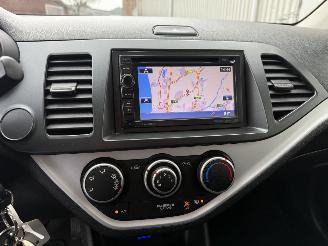 Kia Picanto 1.0 CVVT Comfort Pack Navigatie picture 23