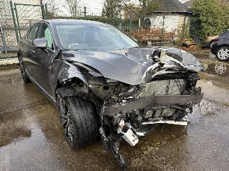 damaged passenger cars Volvo S-90 S90 B5 Recharge Ultimate Bright 2023/3