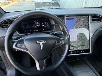 Tesla Model X 75D 7-Seats picture 14