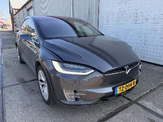 skadebil auto Tesla Model X 75D 7-Seats 2018/11