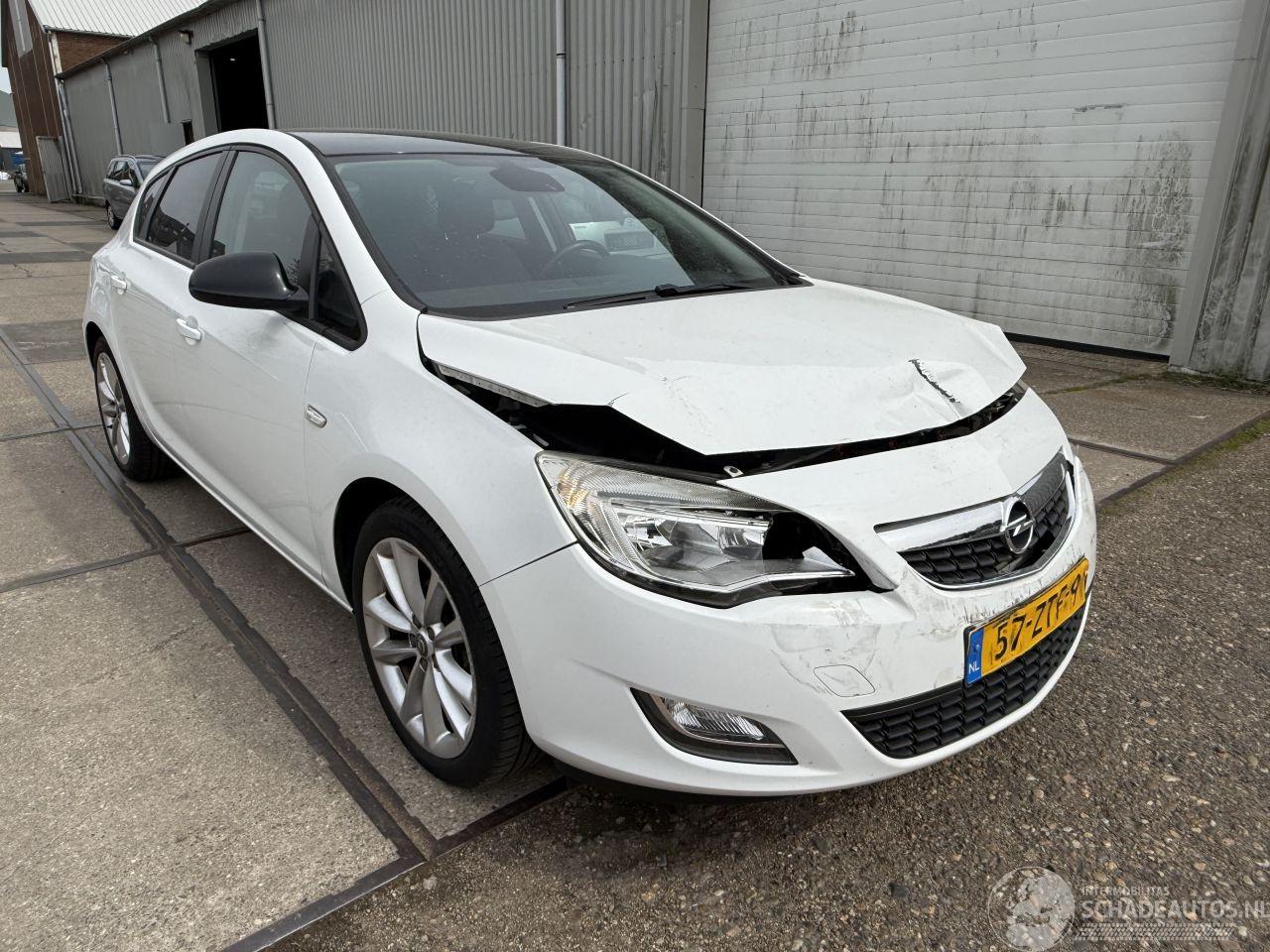 Opel Astra 1.4 Turbo Sport