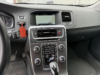 Volvo V-60 2.0 D2 R-Design Automaat picture 21