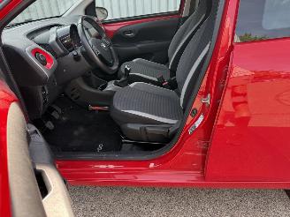 Toyota Aygo 1.0 VVT-i X-Play Multimedia Camera picture 10